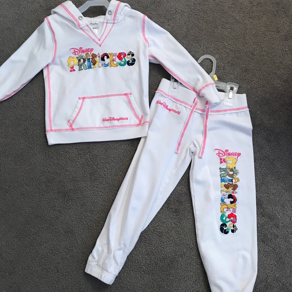 Disney Princess Sweatsuit XS (4/5)