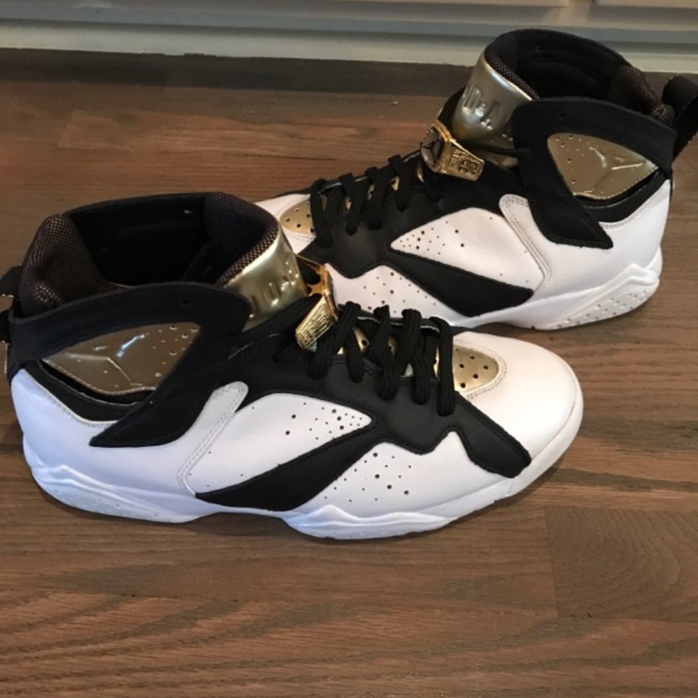 PRICE DROPPED Air Jordan 7 Retro C&C