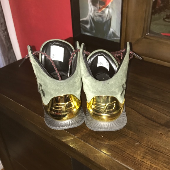 Curry 1 - Picture 2 of 3