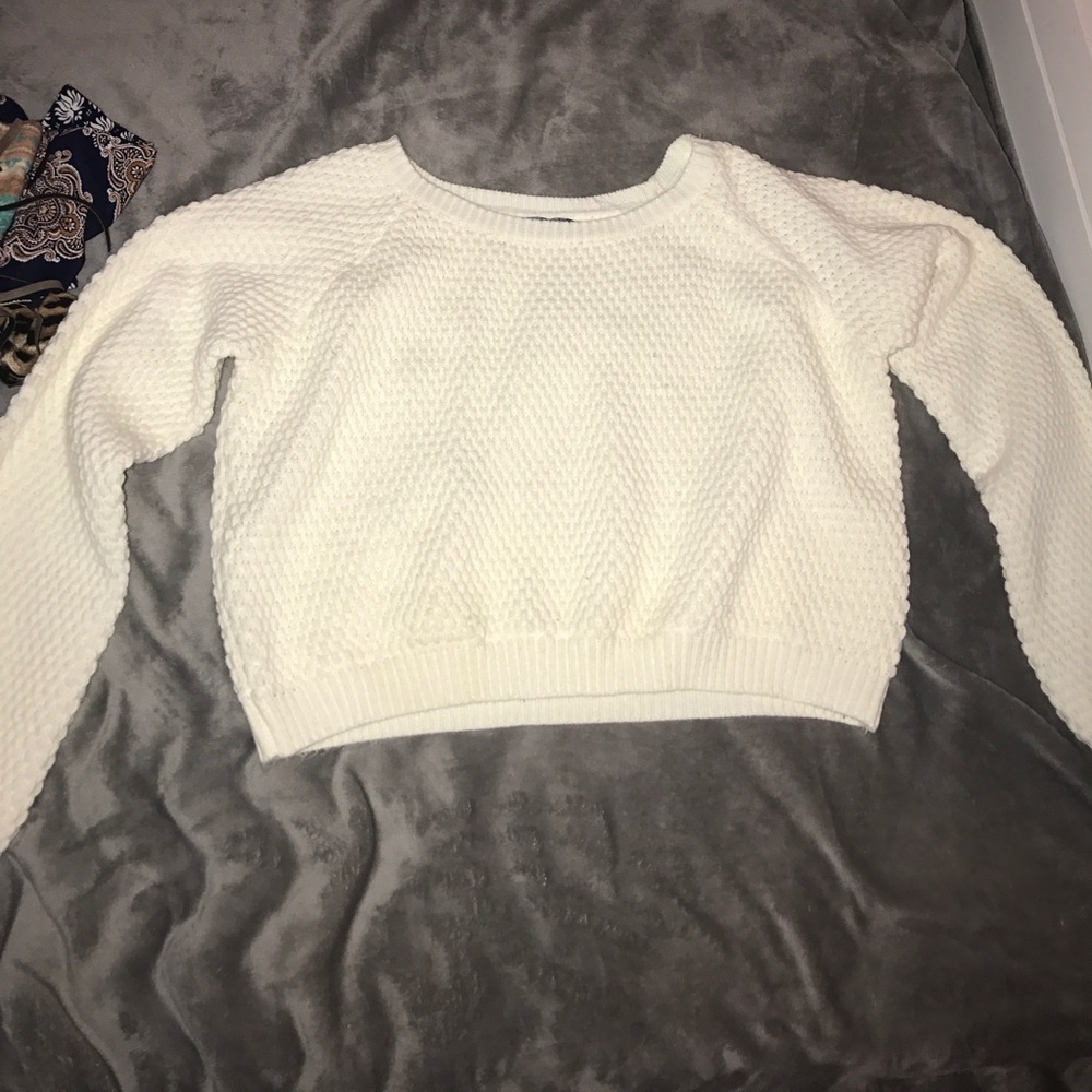 Crop top sweater