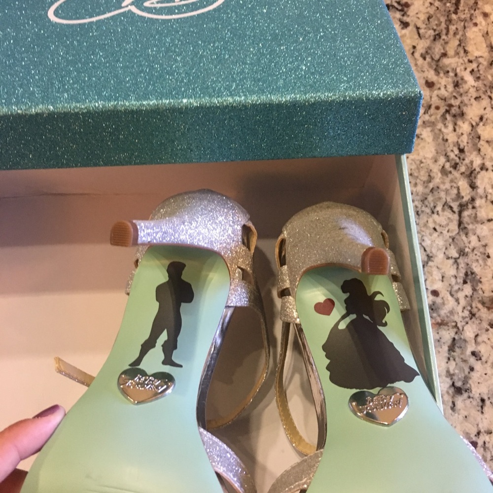NIB Betsey Johnson wedding shoes