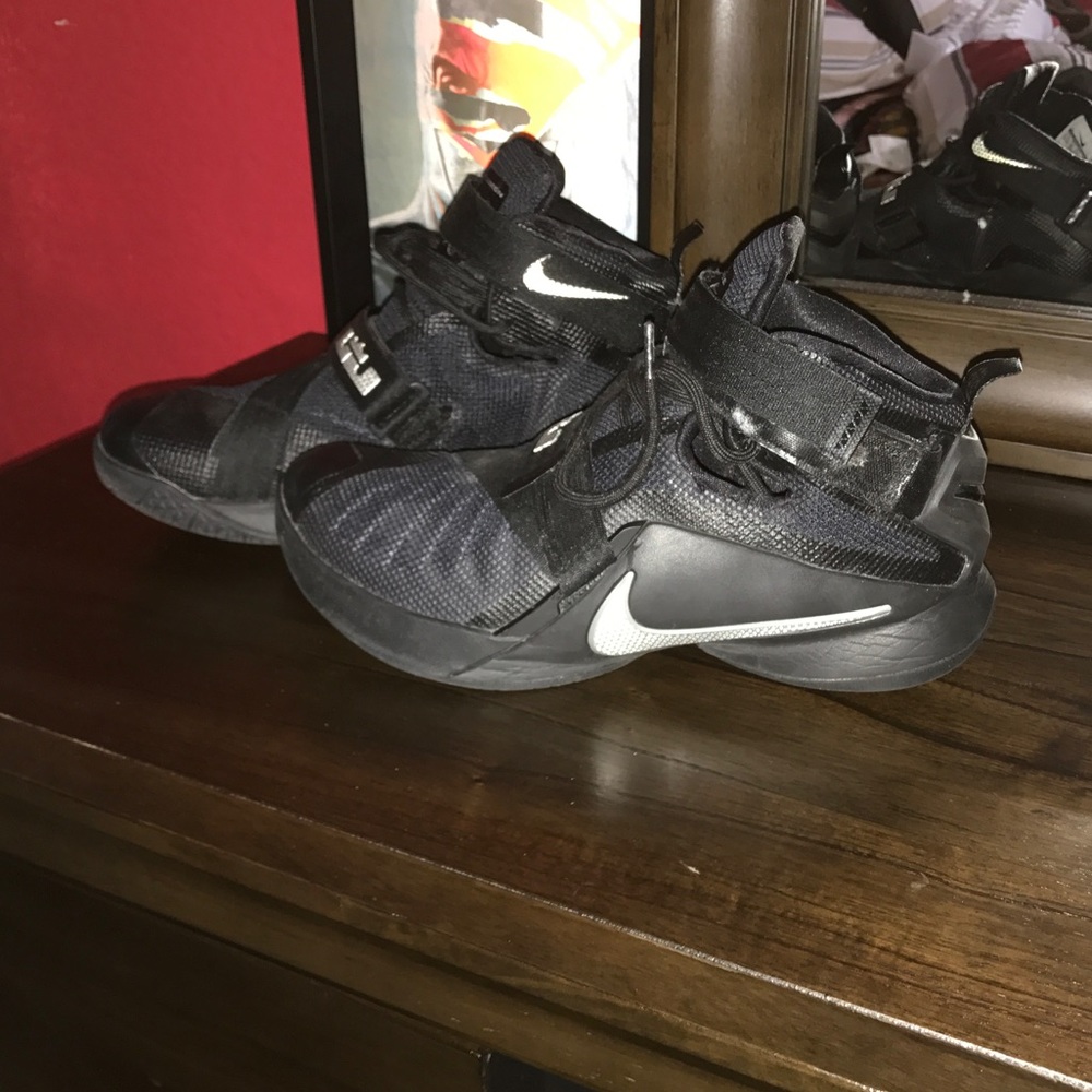 Black Lebron solider