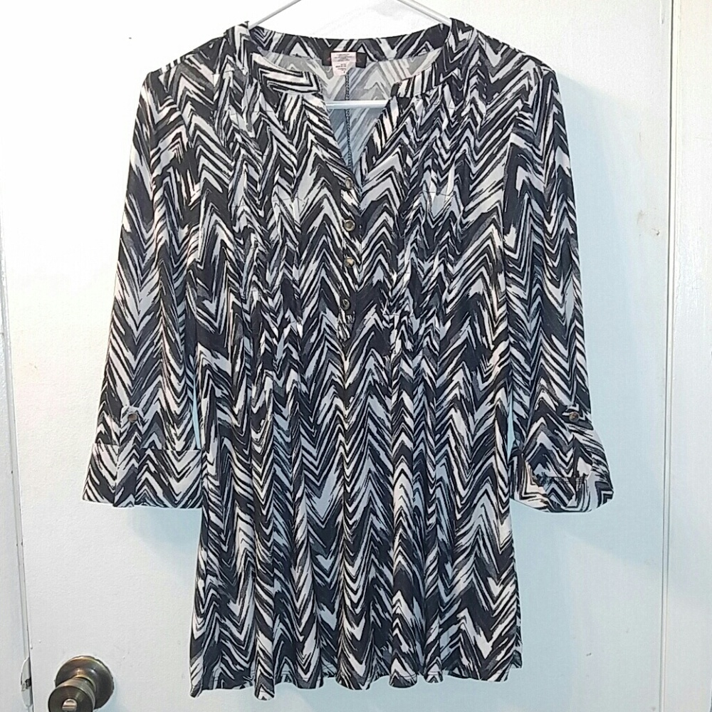 Black and white blouse