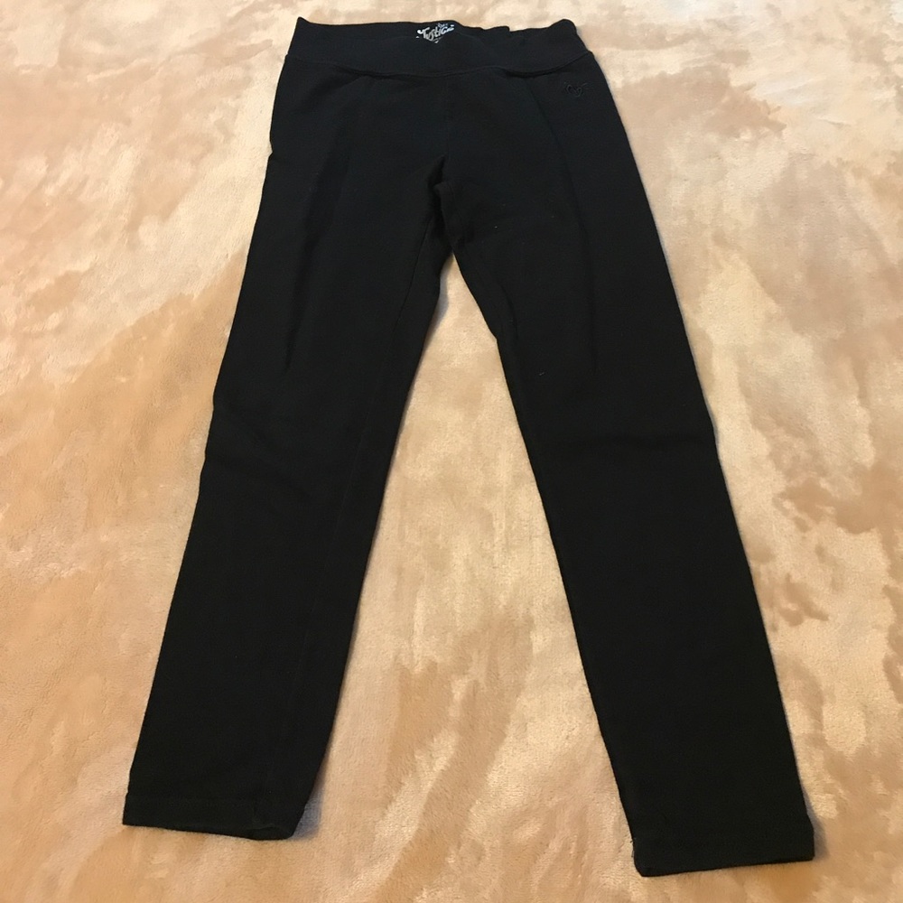 Black leggings