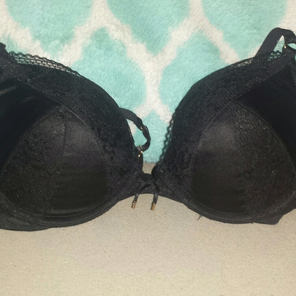 32C VS PINK