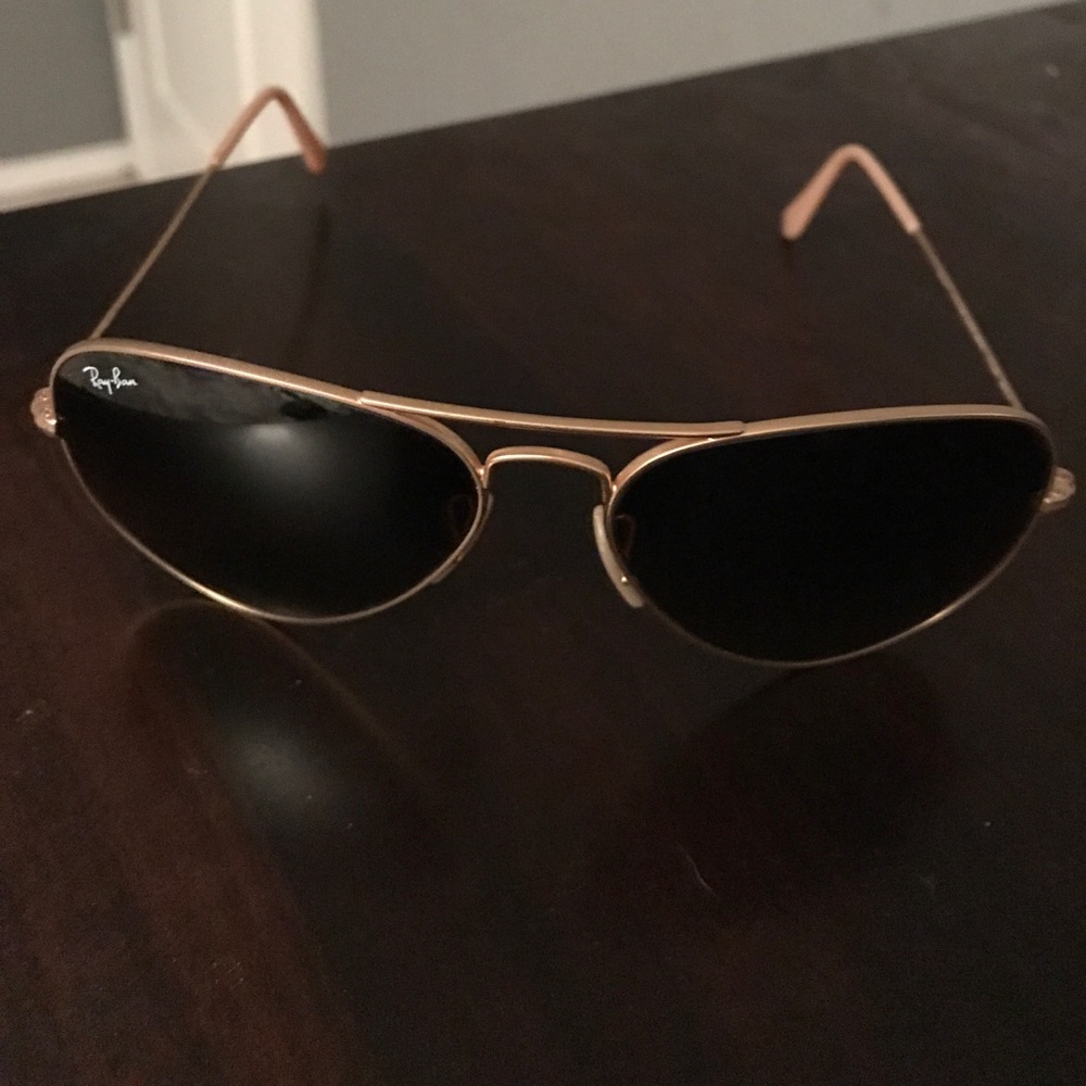 Rayban gold aviators