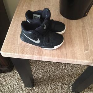 ♠️ Black Kyrie 3 🏀Nike toddler sneakers