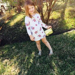 Cute sweater dress! ✨