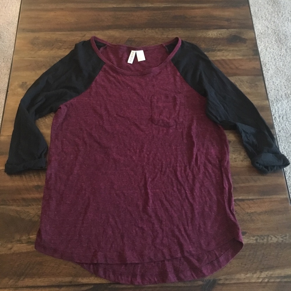 Long sleeve tee