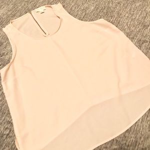 SOLD❗️❗️❗️❗️Light pink shirt.