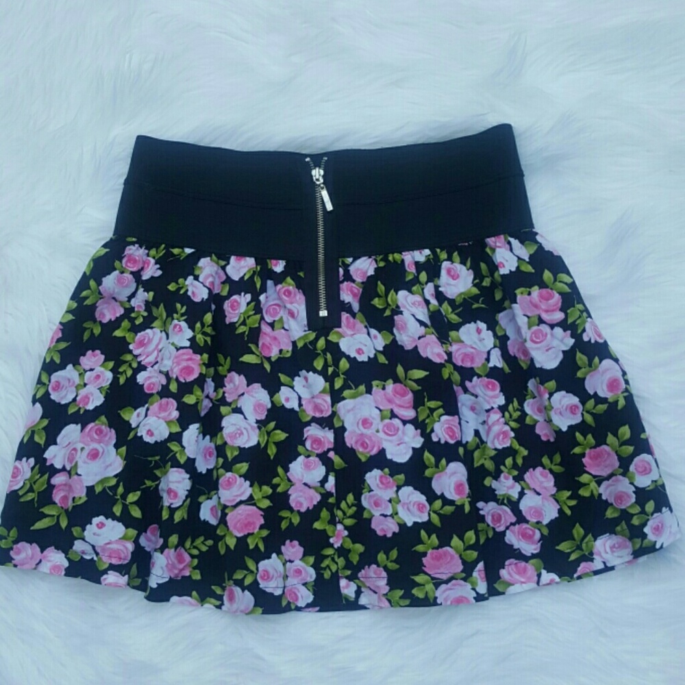 Mini skirt