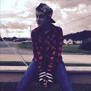 Meet your Posher, Sawyer