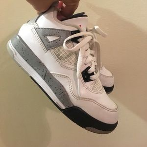 Jordan 4s