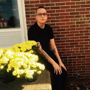 Meet your Posher, Julian