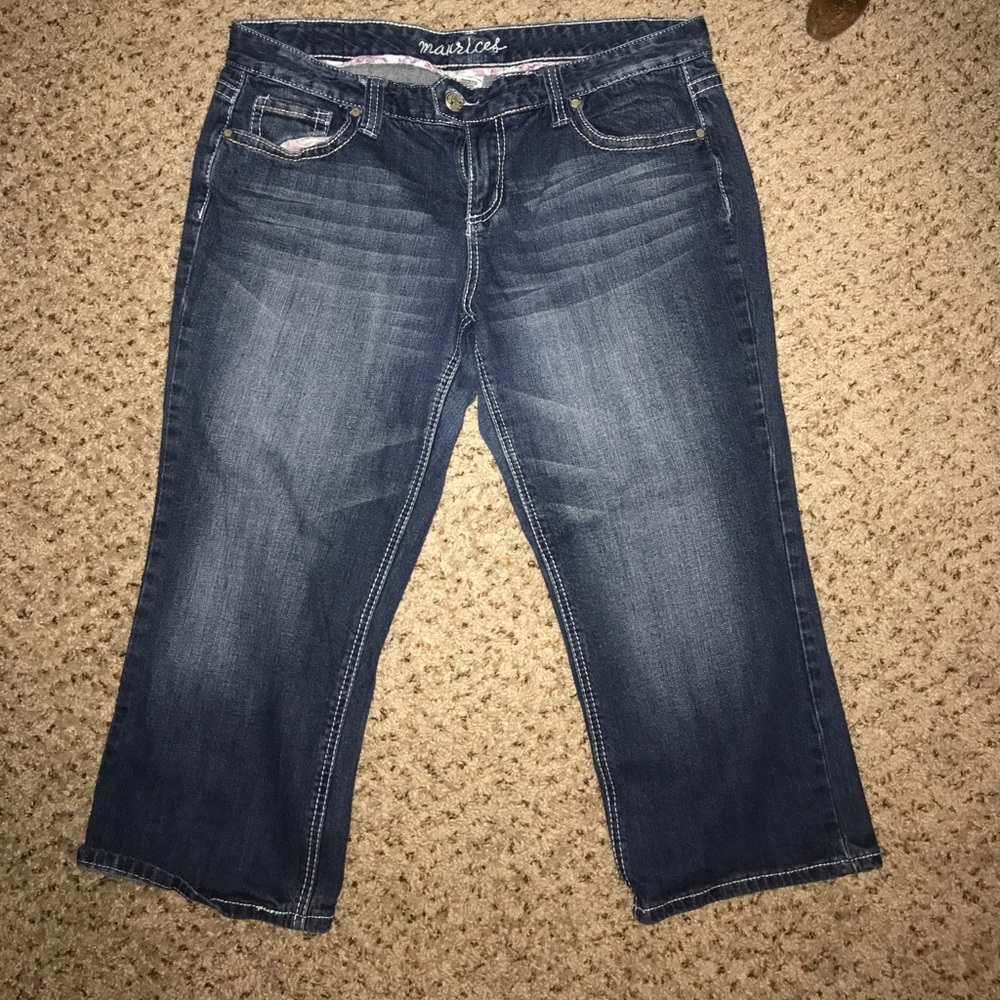 NWOT Never worn Maurices capris