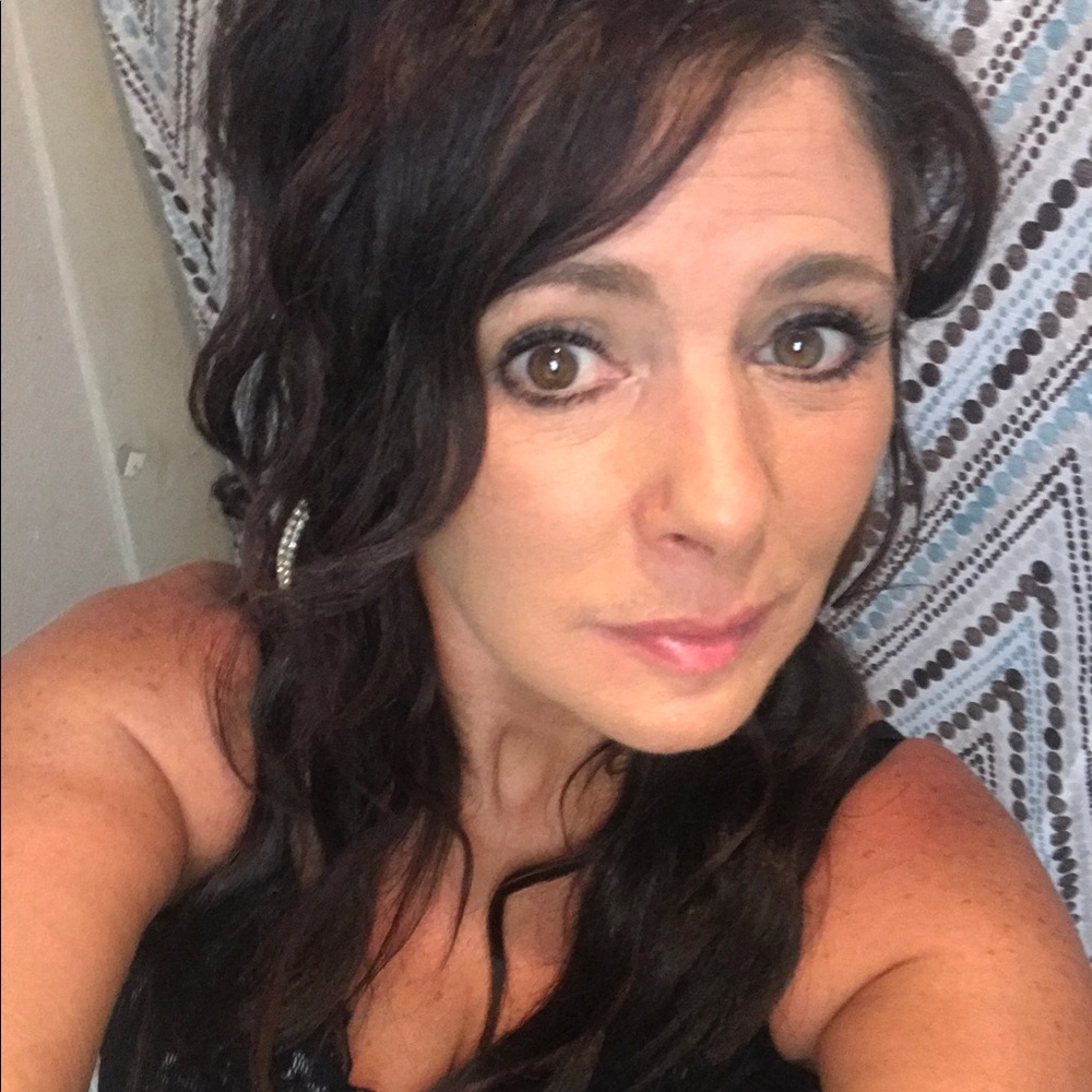 Meet your Posher, Darlene