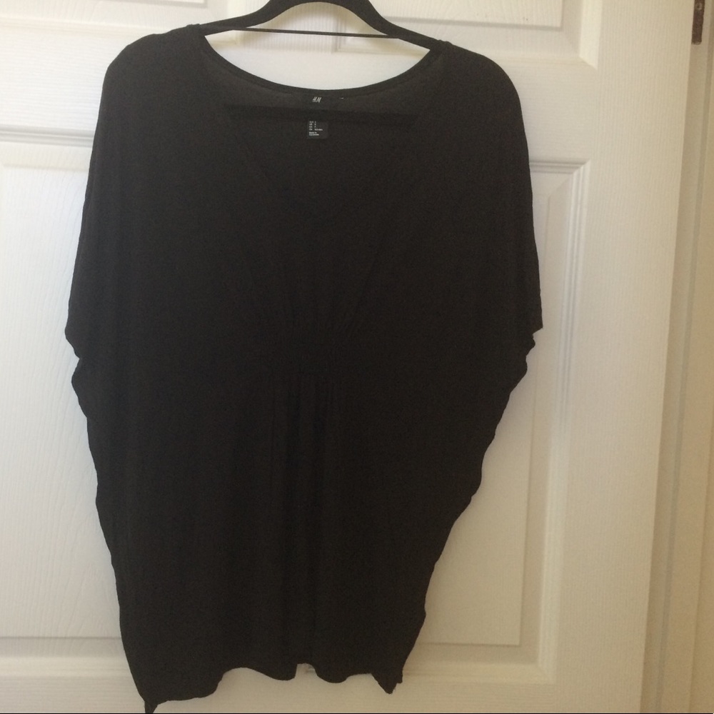 H&M bat wing short sleeve blouse