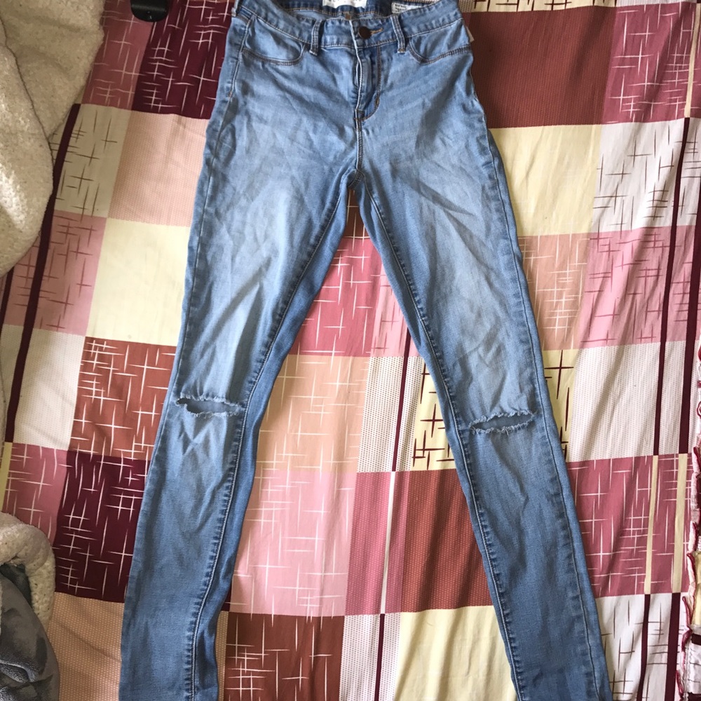 Pacsun knee slit jeans