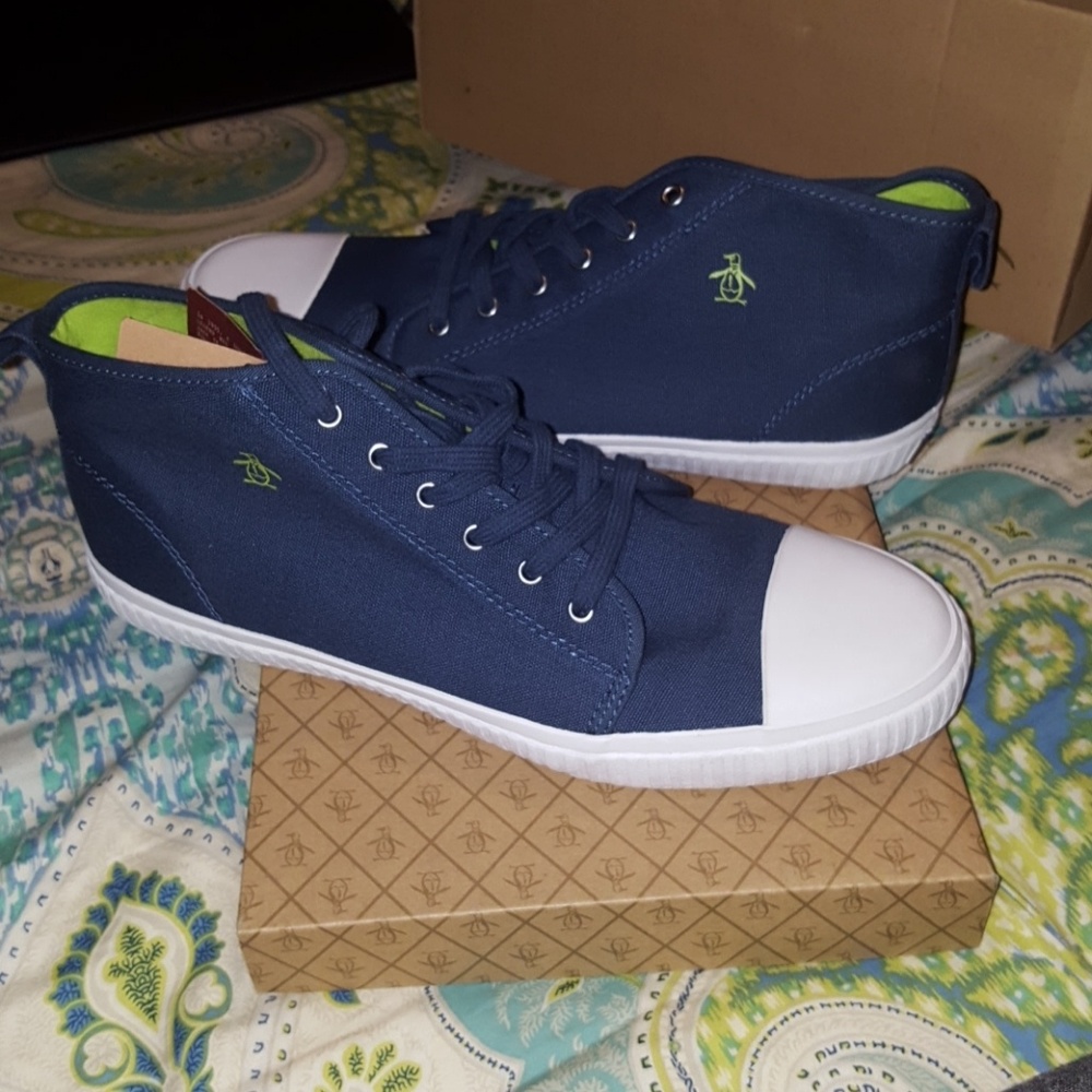 Mens Penguin brand sneakers
