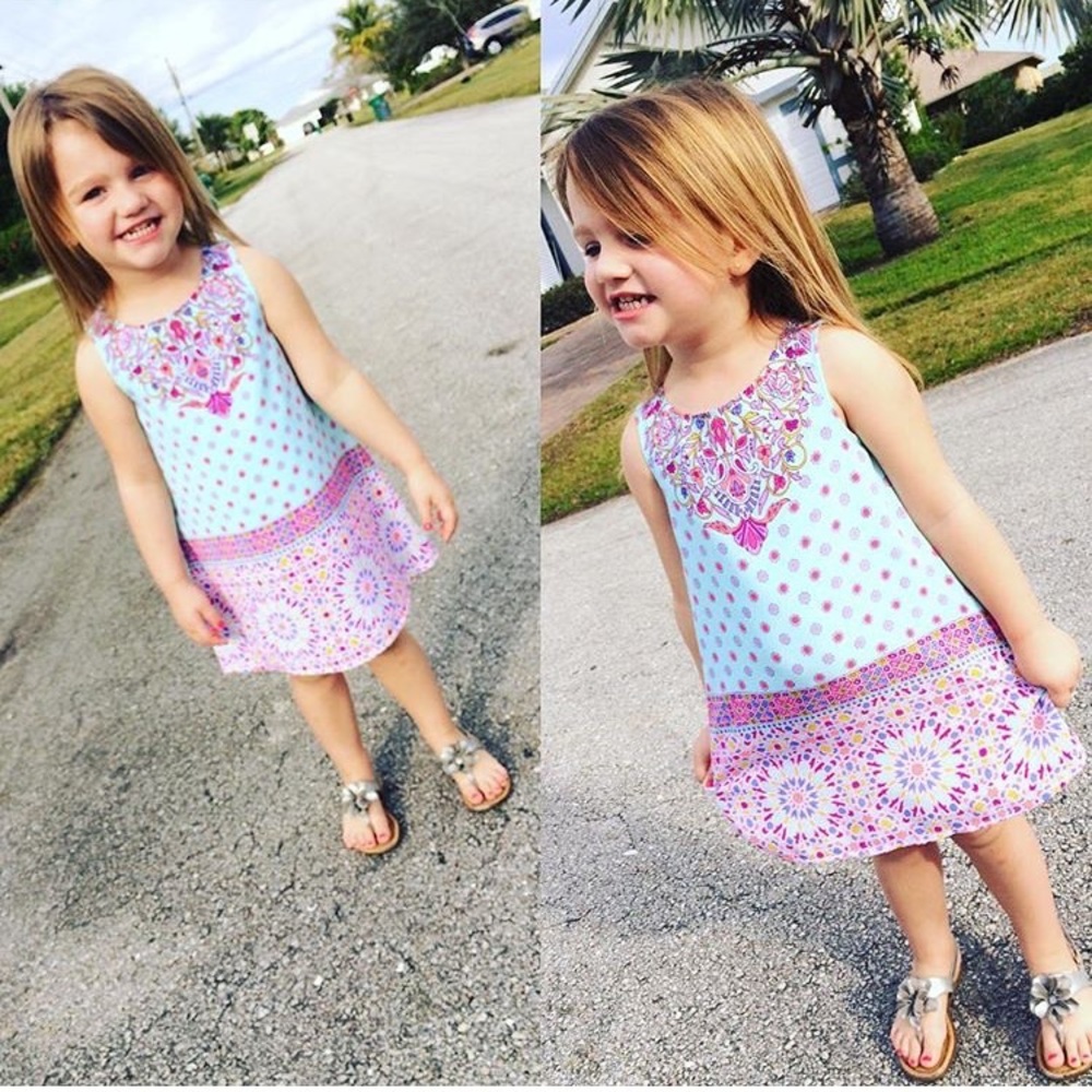 Beautiful summer dress! 👗🌸