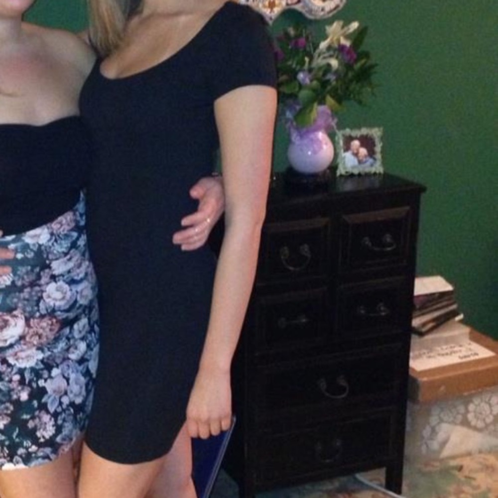 H&M black bodycon dress