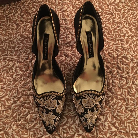 beverly feldman embroidery heels - Picture 2 of 6