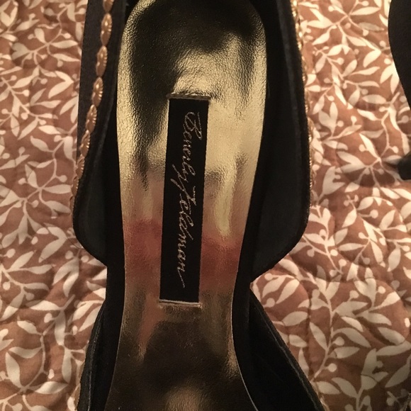 beverly feldman embroidery heels - Picture 6 of 6