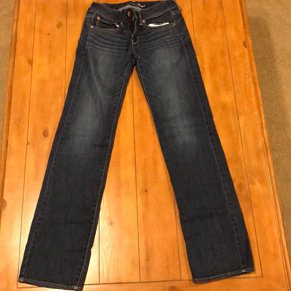 American Eagle size 6 long straight fit jeans