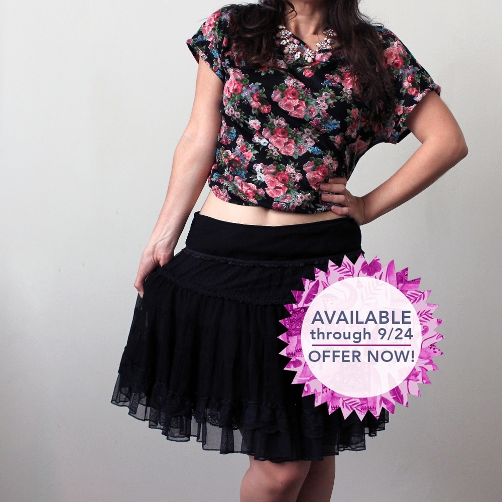 Urban Outfitters Pins & Needles Floral Crop Top