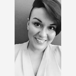 Meet your Posher, Raquel