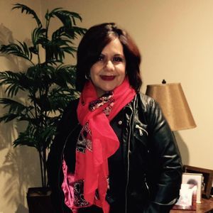 Meet your Posher, Helida