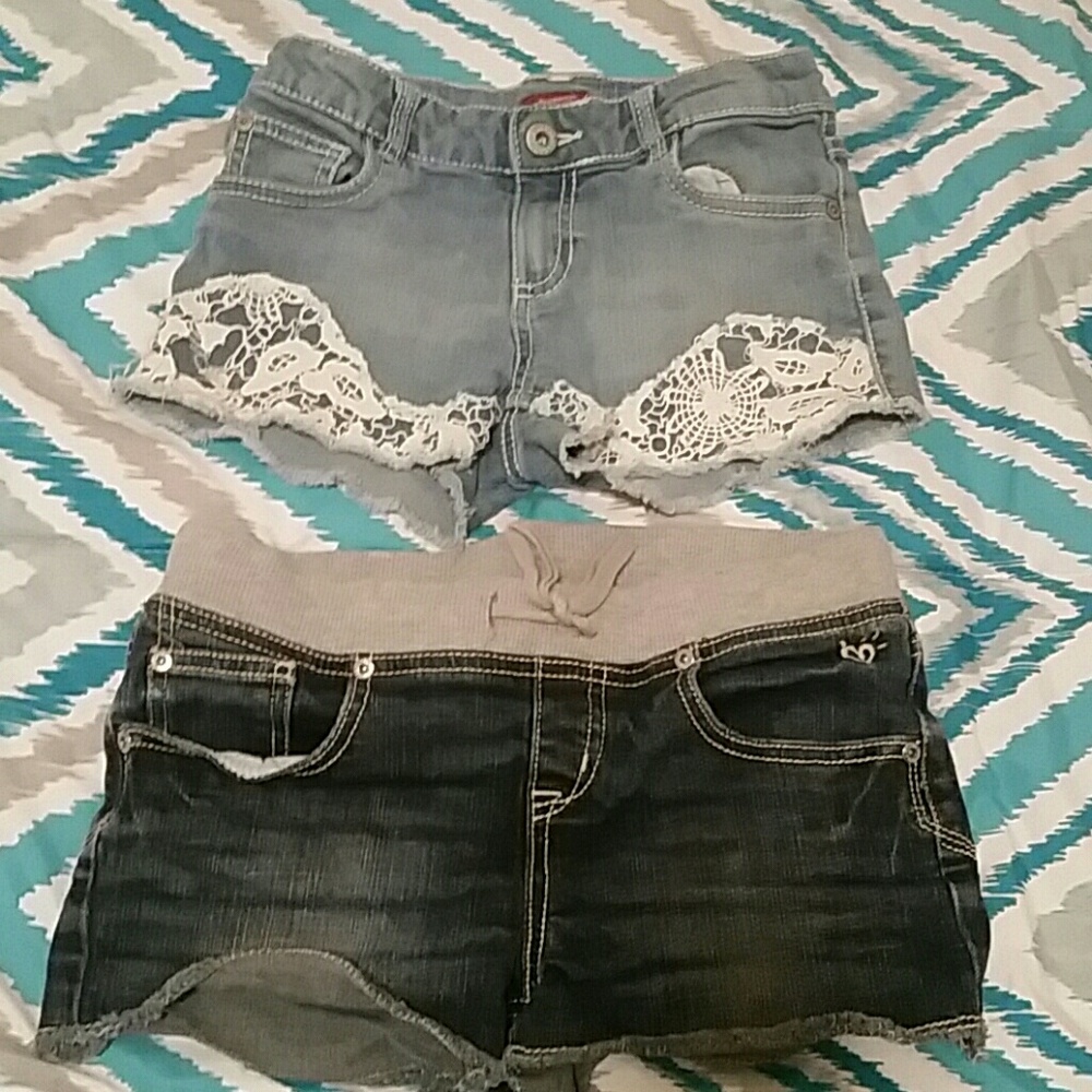 2 pairs shorts
