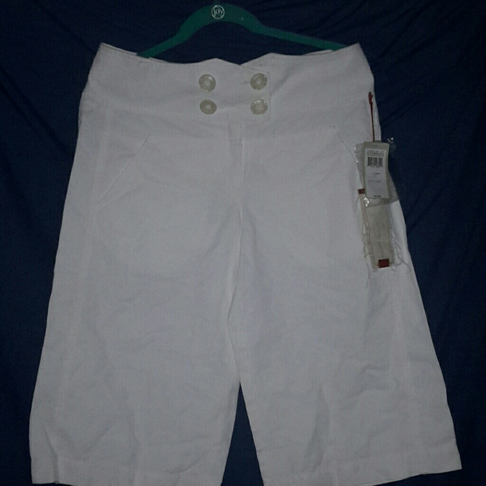 Runway Taylor the wide keg