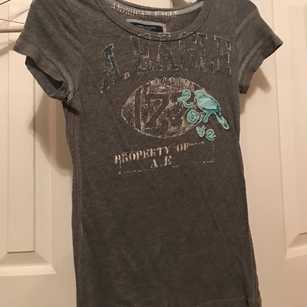 American eagle graphic tee
