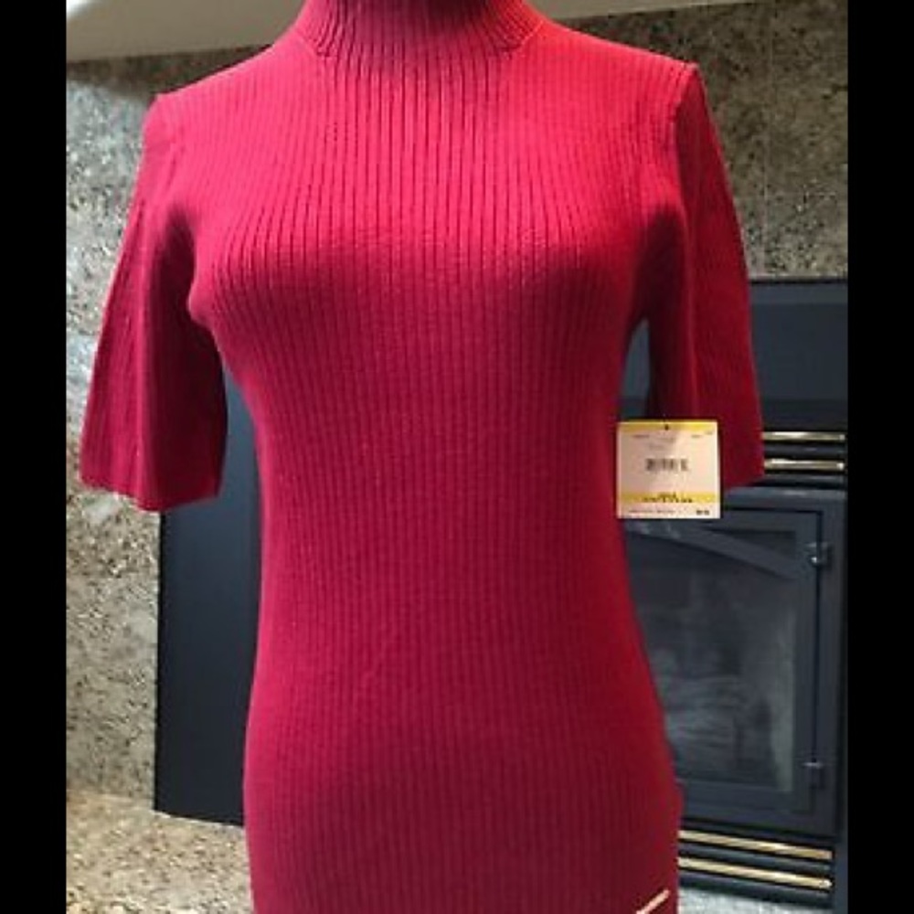 SALE✨Red ANN KLEIN Knit Top - Sz. M