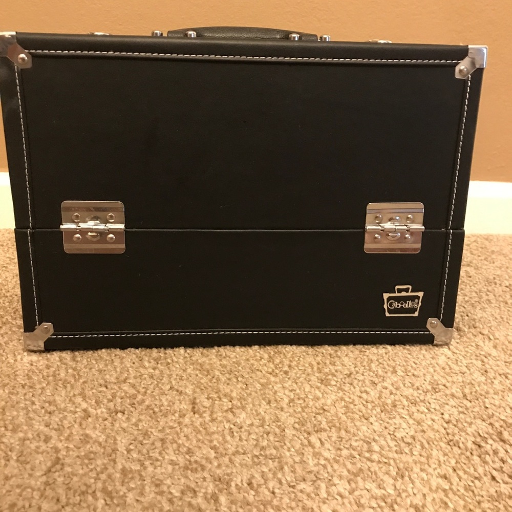 Caboodles Makeup 6 tray train case