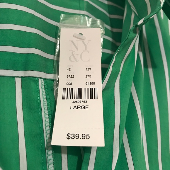 NWT Green Striped Button-Up Blouse - Picture 2 of 3