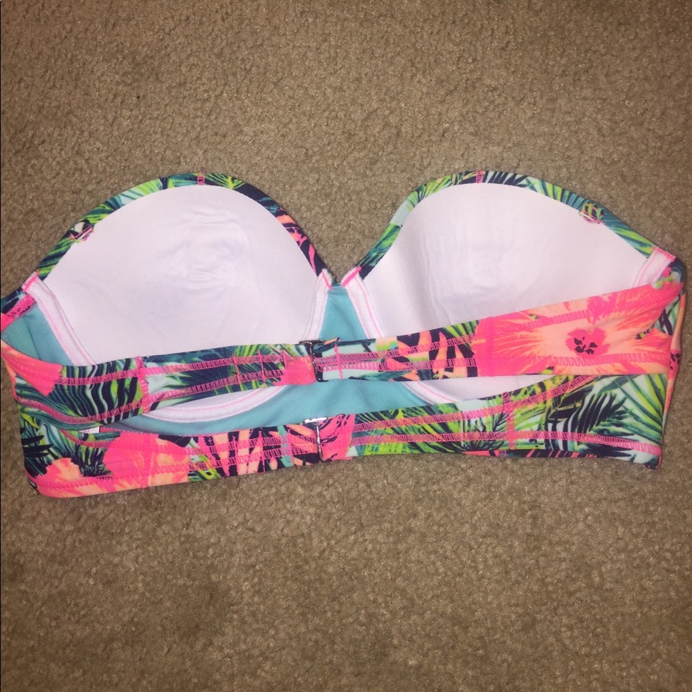 Bathing suit top - Picture 2 of 3