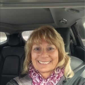 Meet your Posher, Julie