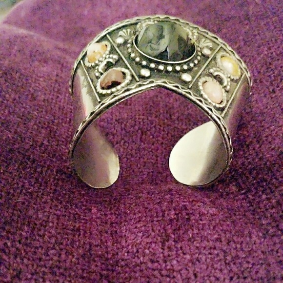 Open Cuff Bangle - Picture 3 of 3