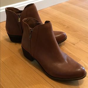Lucky Brand ankle boot