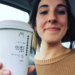 Meet your Posher, Abby