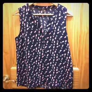 Sleeveless tulip print top