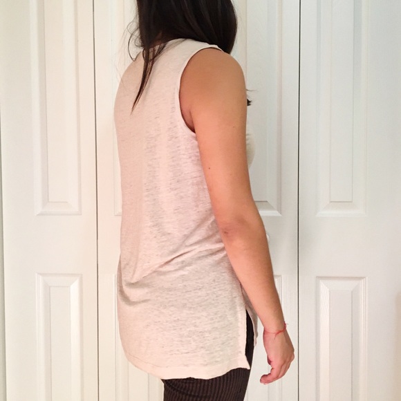 Banana Republic V-Neck Sleeveless Tank - Picture 4 of 4