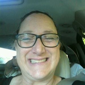 Meet your Posher, Laurel