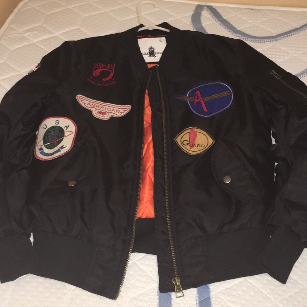Bomber jacket