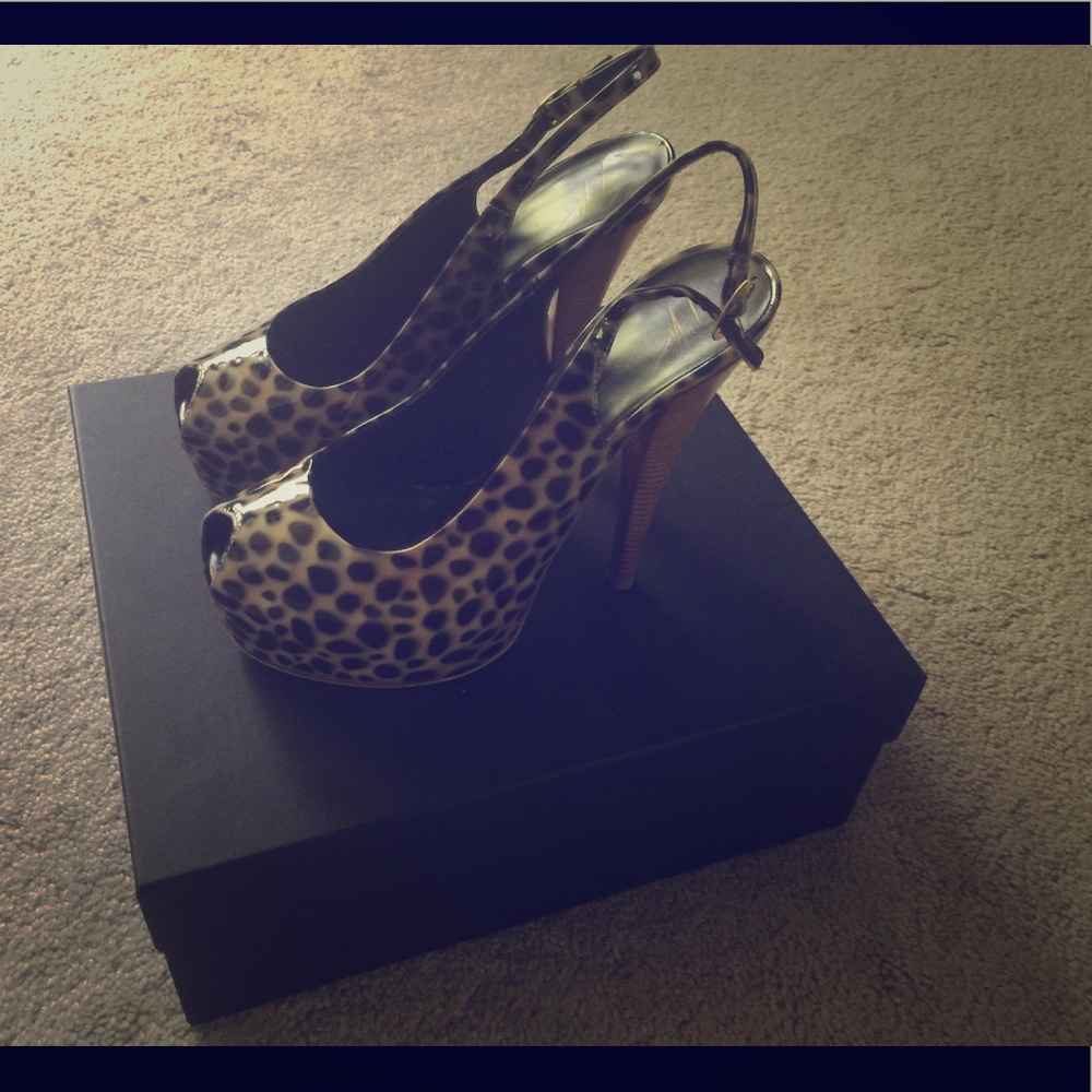 Giuseppe Zanotti Peep Toe Slingback Heels