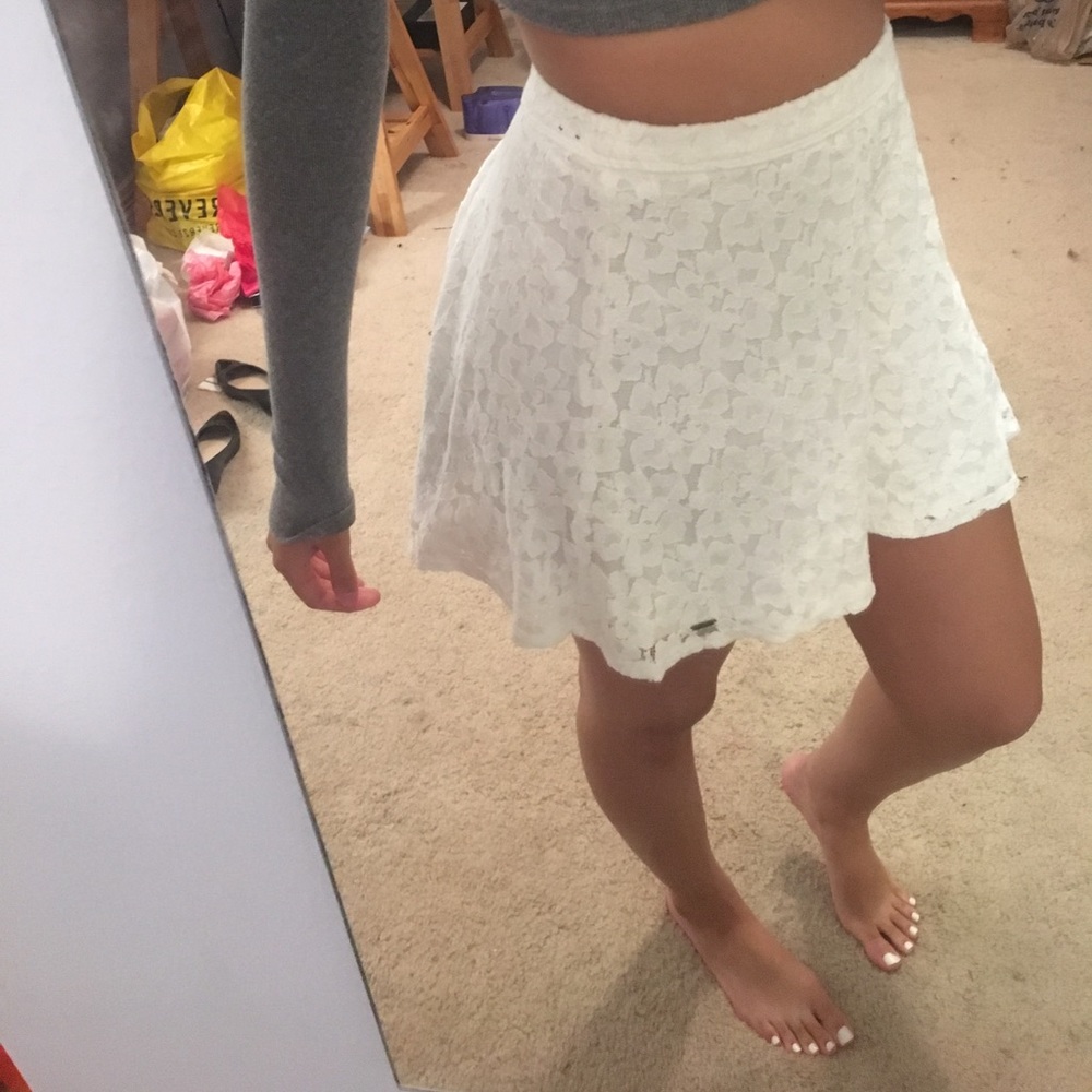 White lace skirt