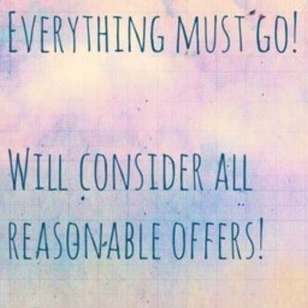 Closet clean out!! Make me an offer!