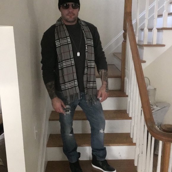 Thanks for checking out my closet. More to come! - Picture 2 of 3